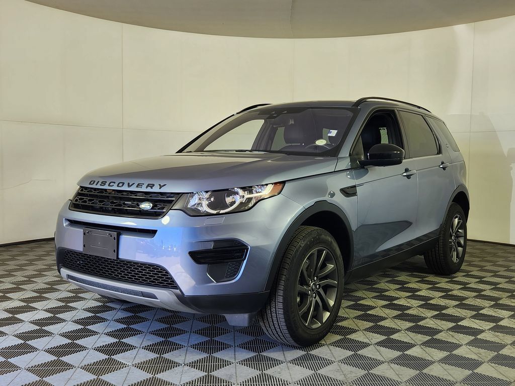 Used 2018 Land Rover Discovery Sport SE AWD/4WD image 3
