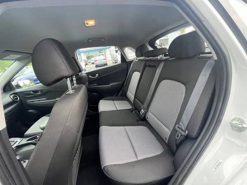 Used 2019 Hyundai Kona SE FWD image 24
