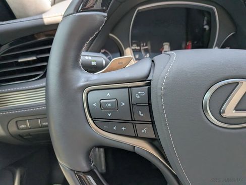 Used 2023 Lexus LS 500 w/ Interior Upgrade Package image 14