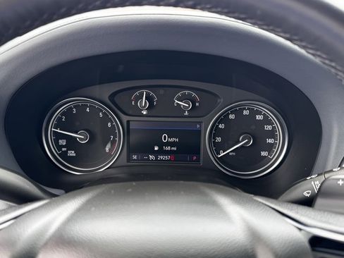 Used 2023 Buick Enclave Essence image 18