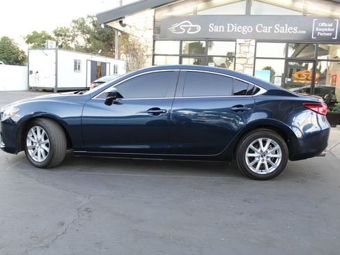 Used 2017 MAZDA MAZDA6 Sport FWD image 2