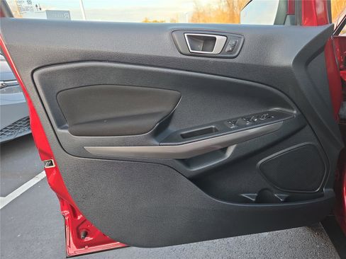 Used 2021 Ford EcoSport SE w/ SE Convenience Package image 13