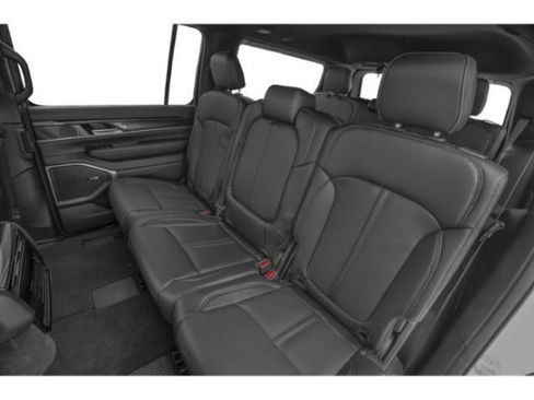 Used 2024 Jeep Wagoneer Series II AWD/4WD image 13