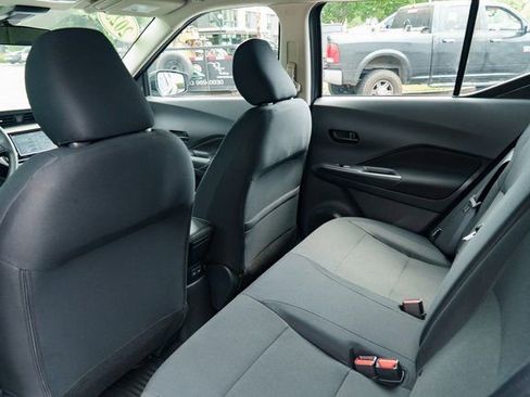 New 2025 Nissan Kicks Play S image 21