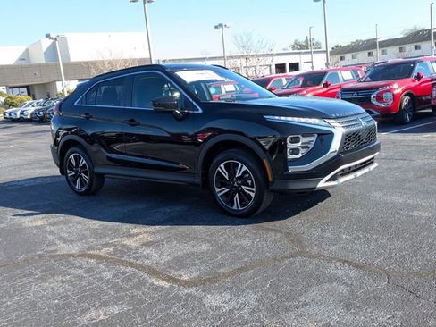 New 2025 Mitsubishi Eclipse Cross SE image 3