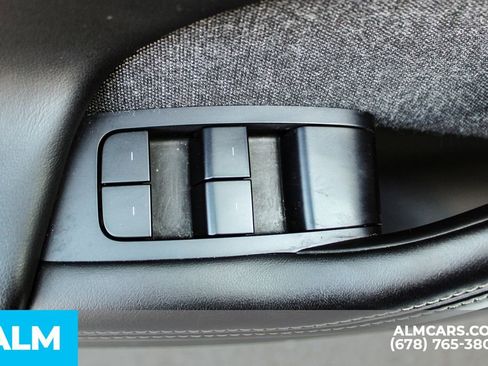 Used 2021 Tesla Model S Plaid image 31