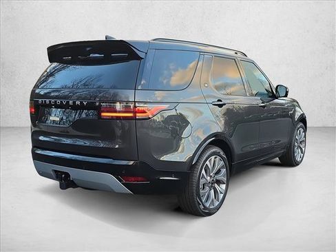 New 2026 Land Rover Discovery Limited Edition image 5