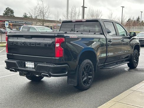 Used 2021 Chevrolet Silverado 1500 LT Trail Boss w/ Convenience Package II image 5