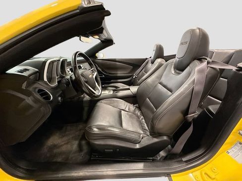 Used 2015 Chevrolet Camaro SS w/ RS Package image 19