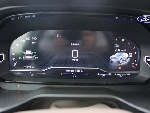 Used 2024 GMC Yukon XL Denali image 25