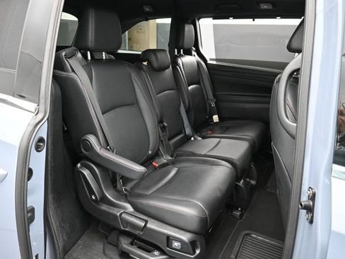 Used 2025 Honda Odyssey Sport-L image 30