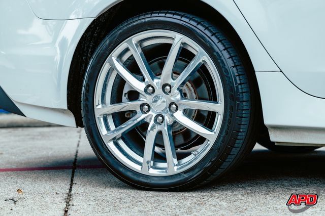 Used 2014 Chevrolet SS RWD image 45