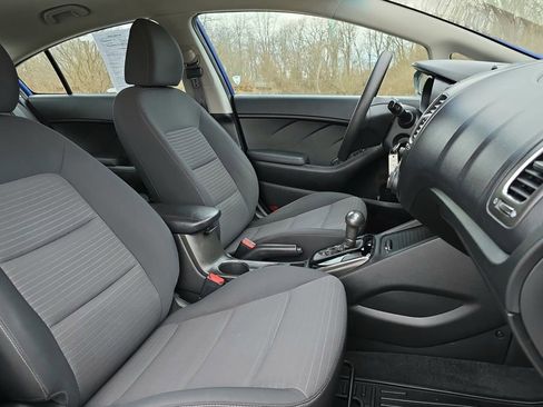 Used 2017 Kia Forte LX w/ LX Popular Package image 26