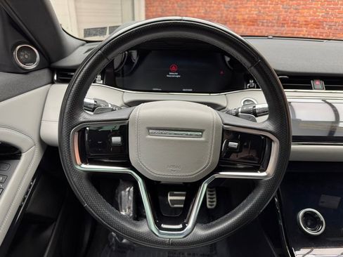 Used 2021 Land Rover Range Rover Evoque R-Dynamic HSE image 15