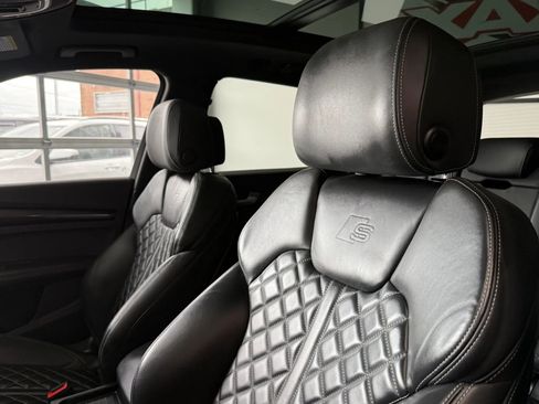 Used 2021 Audi SQ5 Premium Plus image 10