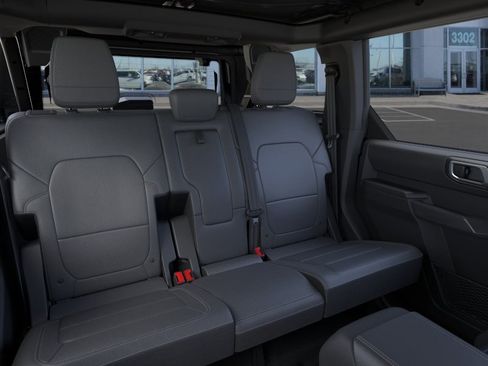 New 2025 Ford Bronco Outer Banks AWD/4WD image 11