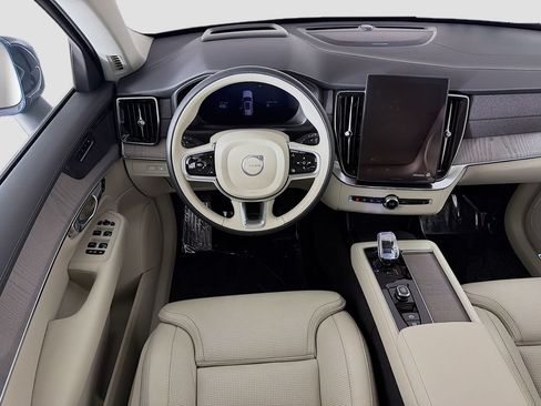 Certified 2026 Volvo XC90 T8 Ultra w/ Protection Package Premier AWD/4WD image 24
