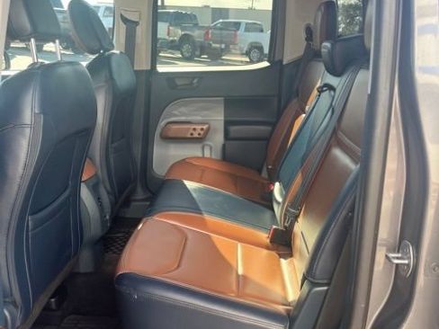 Used 2022 Ford Maverick Lariat FWD image 31