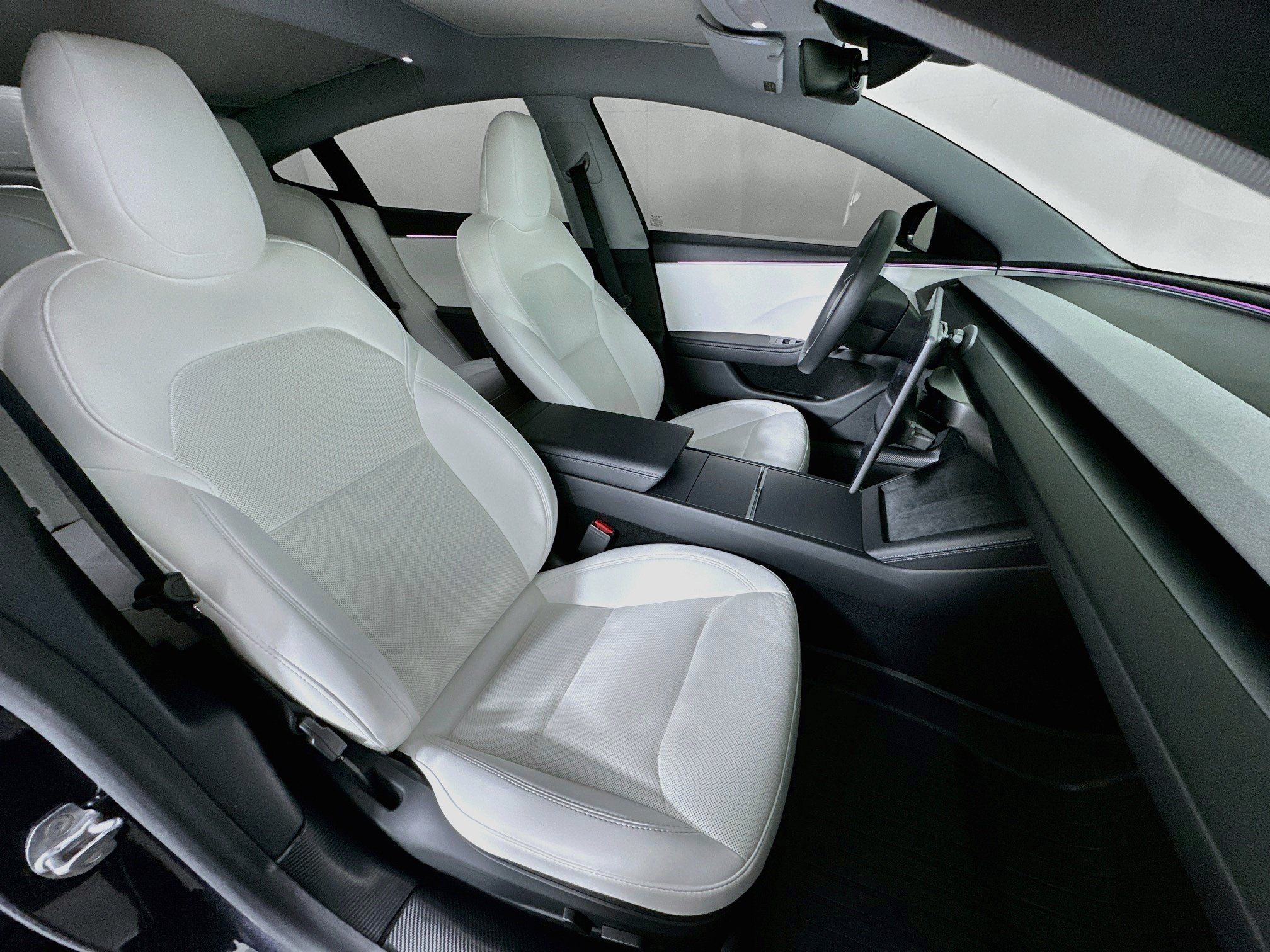 Used 2025 Tesla Model 3 Long Range RWD image 32