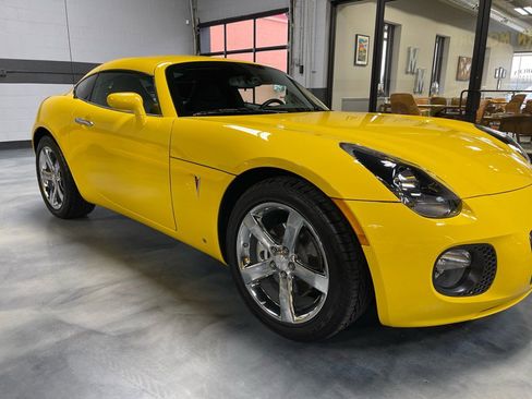 Used 2009 Pontiac Solstice GXP w/ Premium Package image 8