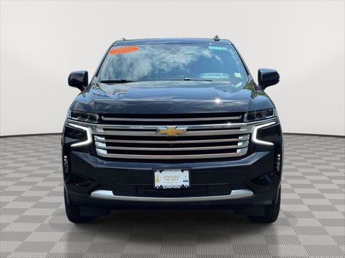 Used 2024 Chevrolet Suburban High Country AWD/4WD image 2