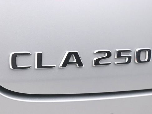 Certified 2022 Mercedes-Benz CLA 250 image 22