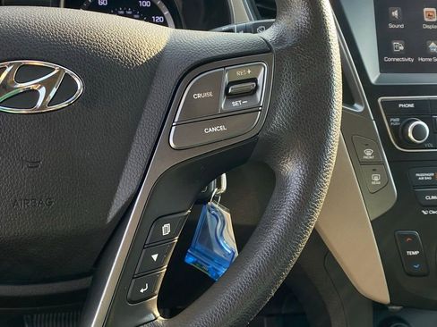 Used 2017 Hyundai Santa Fe Sport image 12