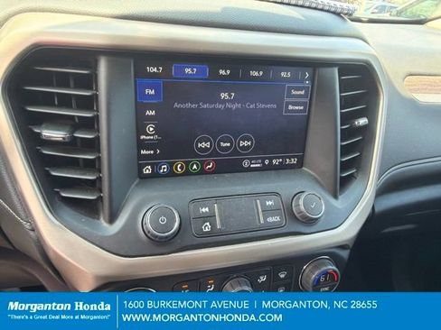 Used 2023 GMC Acadia Denali w/ Denali Ultimate Package AWD/4WD image 7
