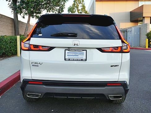 Used 2025 Honda CR-V Sport image 9