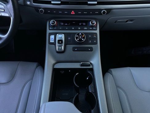 Used 2024 Hyundai Palisade SEL image 16