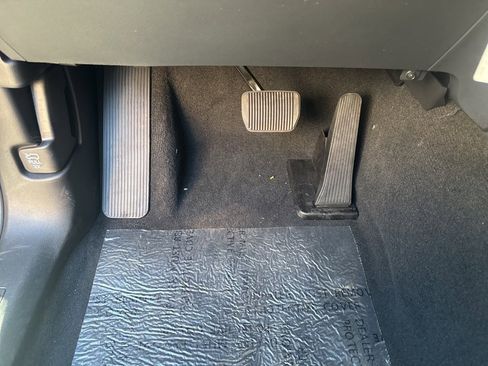 New 2025 Ford Explorer Active w/ Active Comfort Package image 33