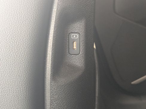 Certified 2023 Kia Sportage EX image 17