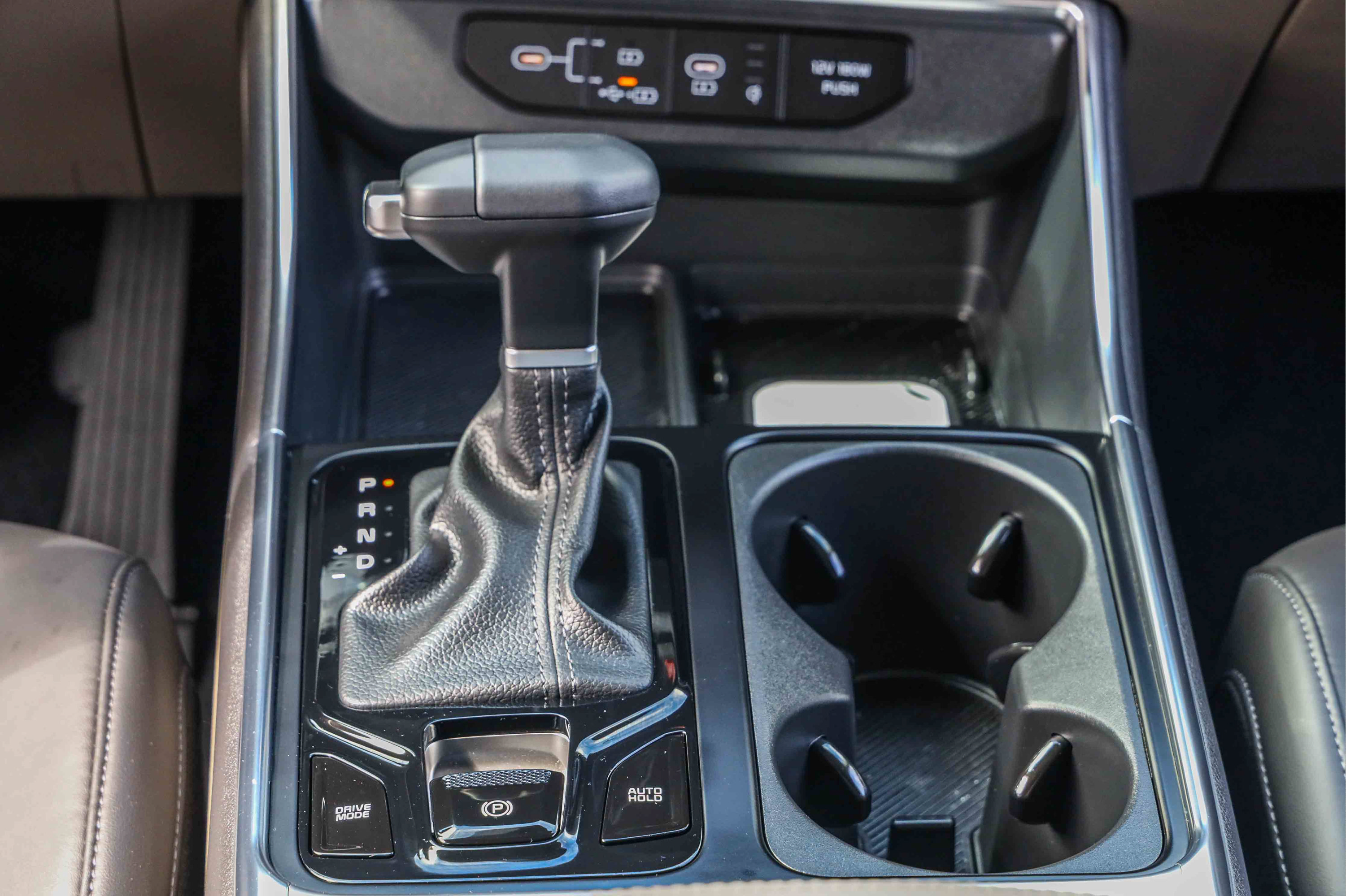 Used 2026 Kia Carnival EX FWD image 13