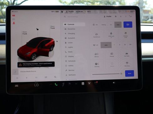 Used 2022 Tesla Model Y Long Range AWD/4WD image 47