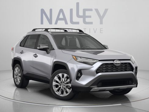 Used 2023 Toyota RAV4 LE FWD image 13