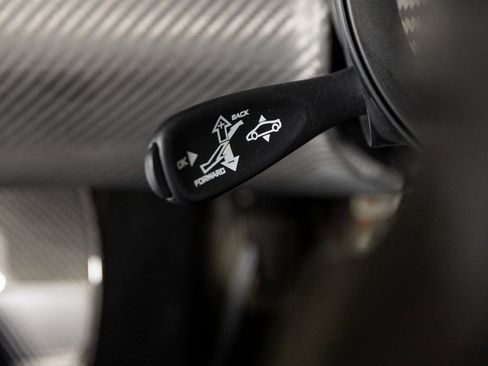 Used 2015 McLaren P1 image 35