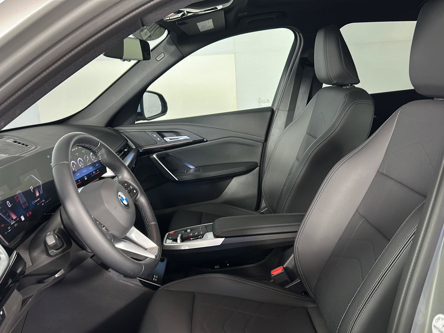 Used 2023 BMW X1 xDrive28i w/ Convenience Package AWD/4WD image 11