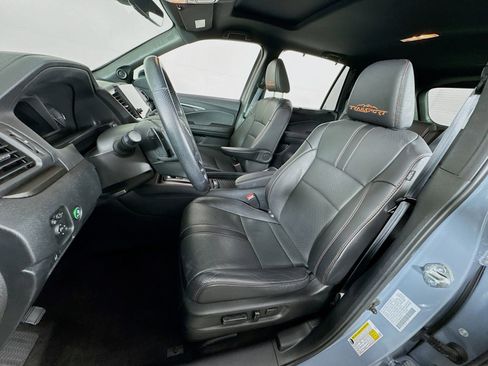 Used 2023 Honda Passport TrailSport image 12