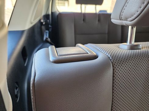 Used 2023 Lexus GX 460 Premium image 85