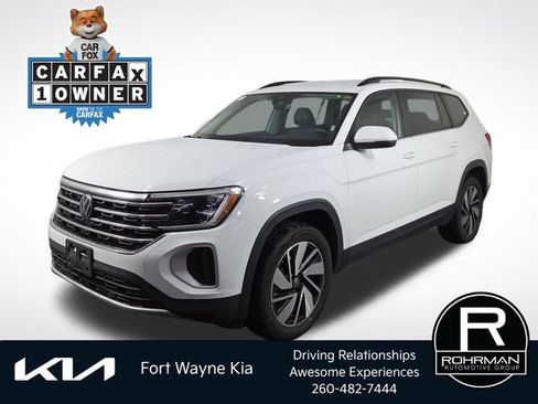 Used 2024 Volkswagen Atlas SE AWD/4WD image 1