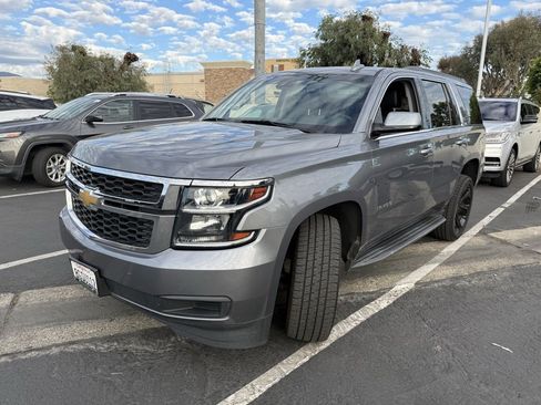 Used 2019 Chevrolet Tahoe LT image 3