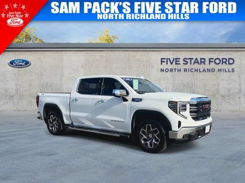 Used 2026 GMC Sierra 1500 SLT AWD/4WD image 2