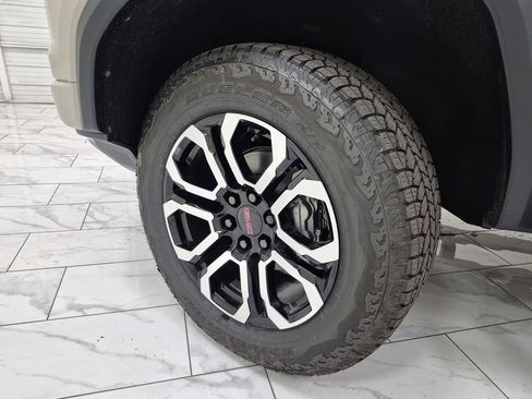 New 2026 GMC Canyon AT4 w/ Nightfall Essentials Package image 34