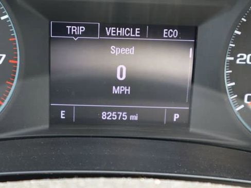 Used 2022 Chevrolet Malibu LT FWD image 10