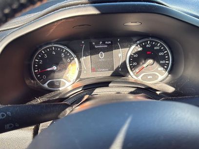 Used 2015 Jeep Renegade Latitude w/ Cold Weather Group