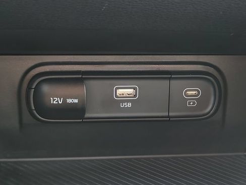 Used 2023 Kia Sportage LX AWD/4WD image 30
