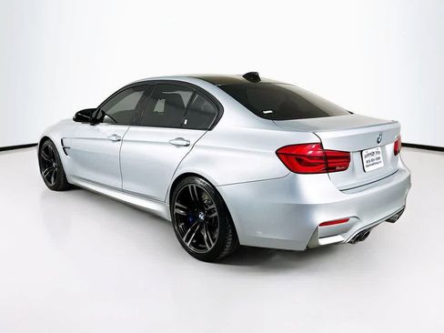 Used 2017 BMW M3 RWD image 4