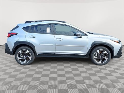 New 2025 Subaru Crosstrek 2.5i Limited w/ Crosstrek Mirror Package image 4