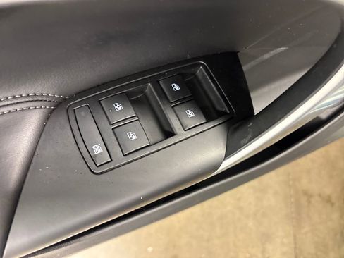 Used 2015 Buick Regal image 23
