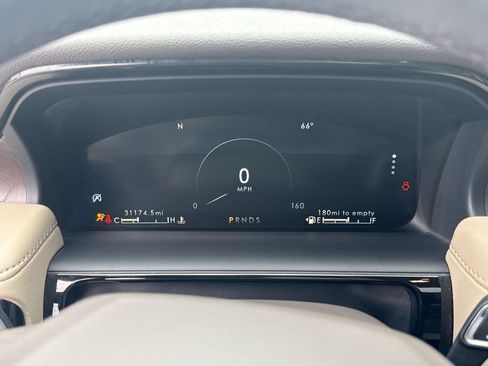 Certified 2023 Lincoln Nautilus Reserve AWD/4WD image 18